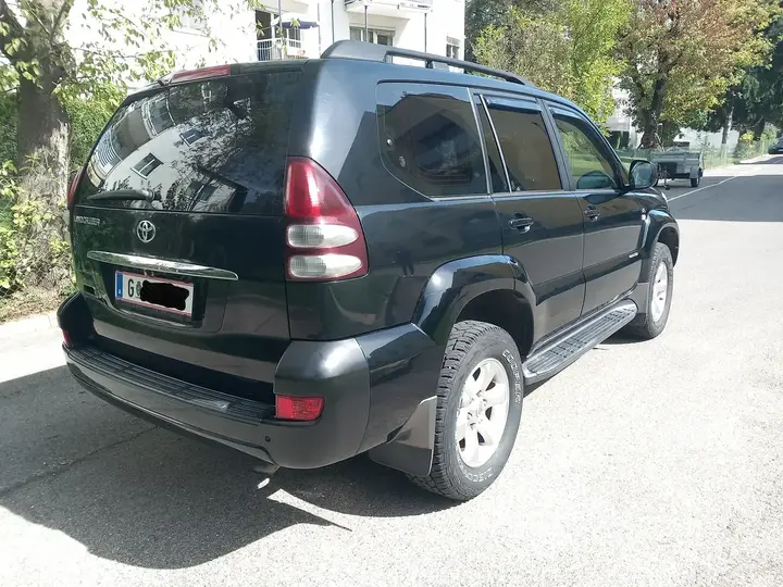 Toyota Land Cruiser 2006 photo 3