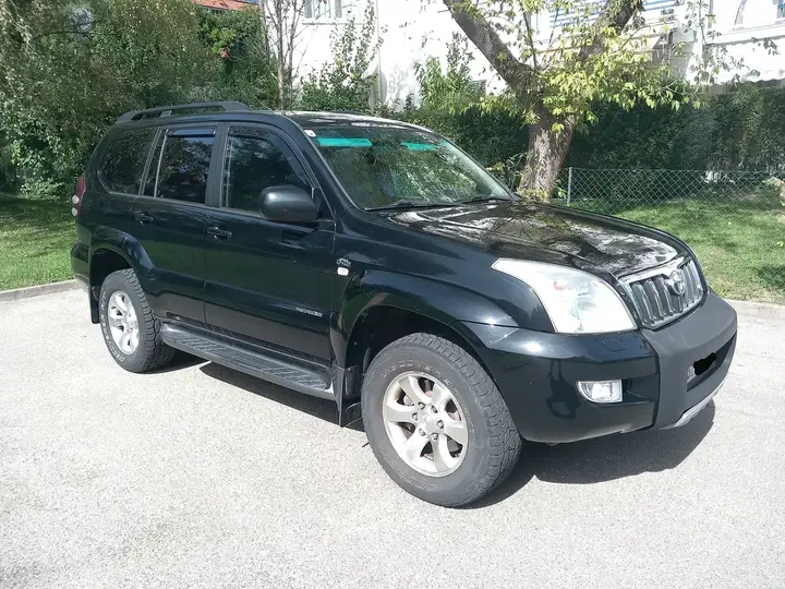 Toyota Land Cruiser 2006 photo 2