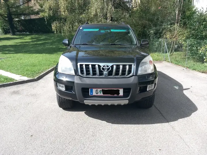 Toyota Land Cruiser