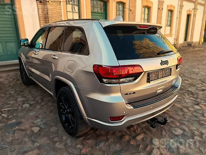 Jeep Grand Cherokee 2018 photo 4