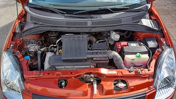 Suzuki Swift 2007 photo 4