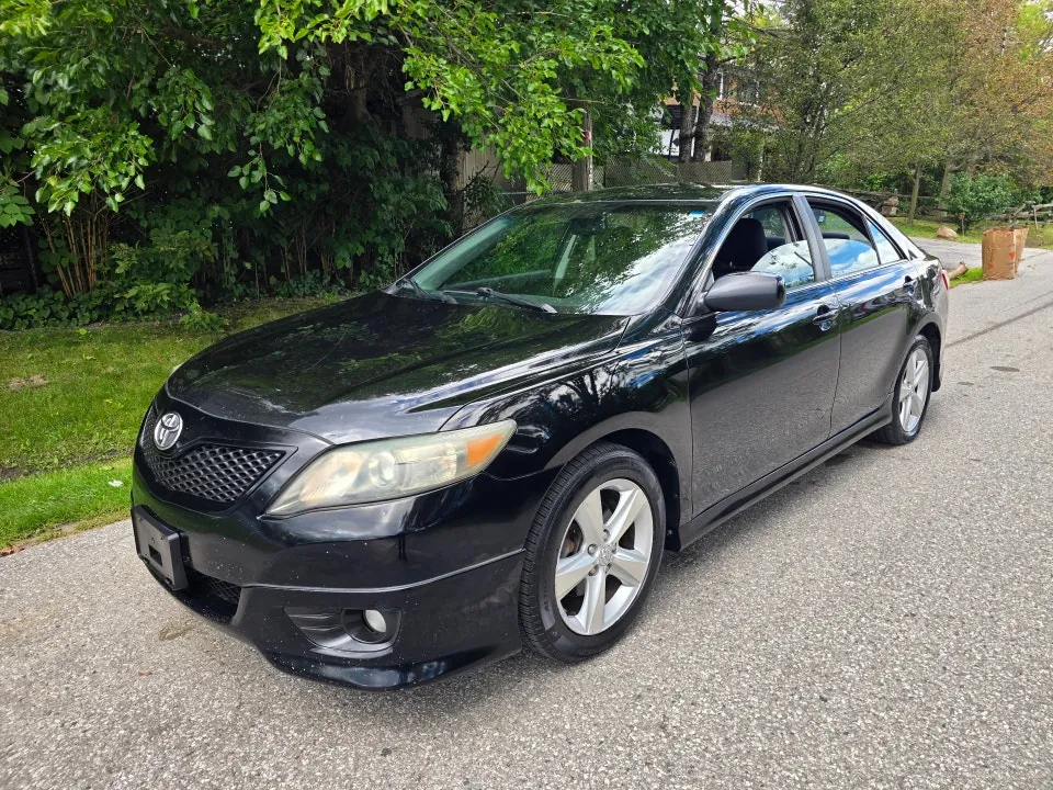 Toyota Camry 2010 photo 2