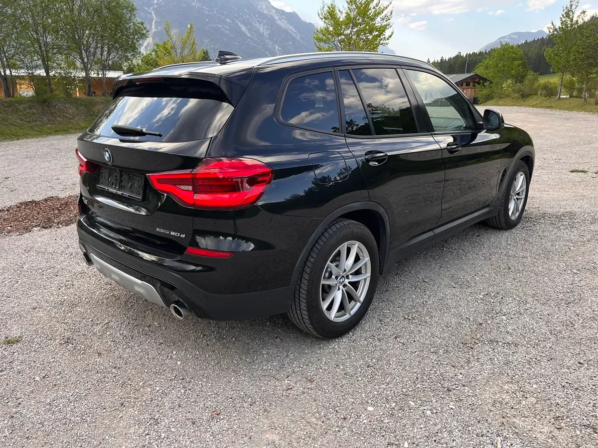 BMW X3 2019 photo 2