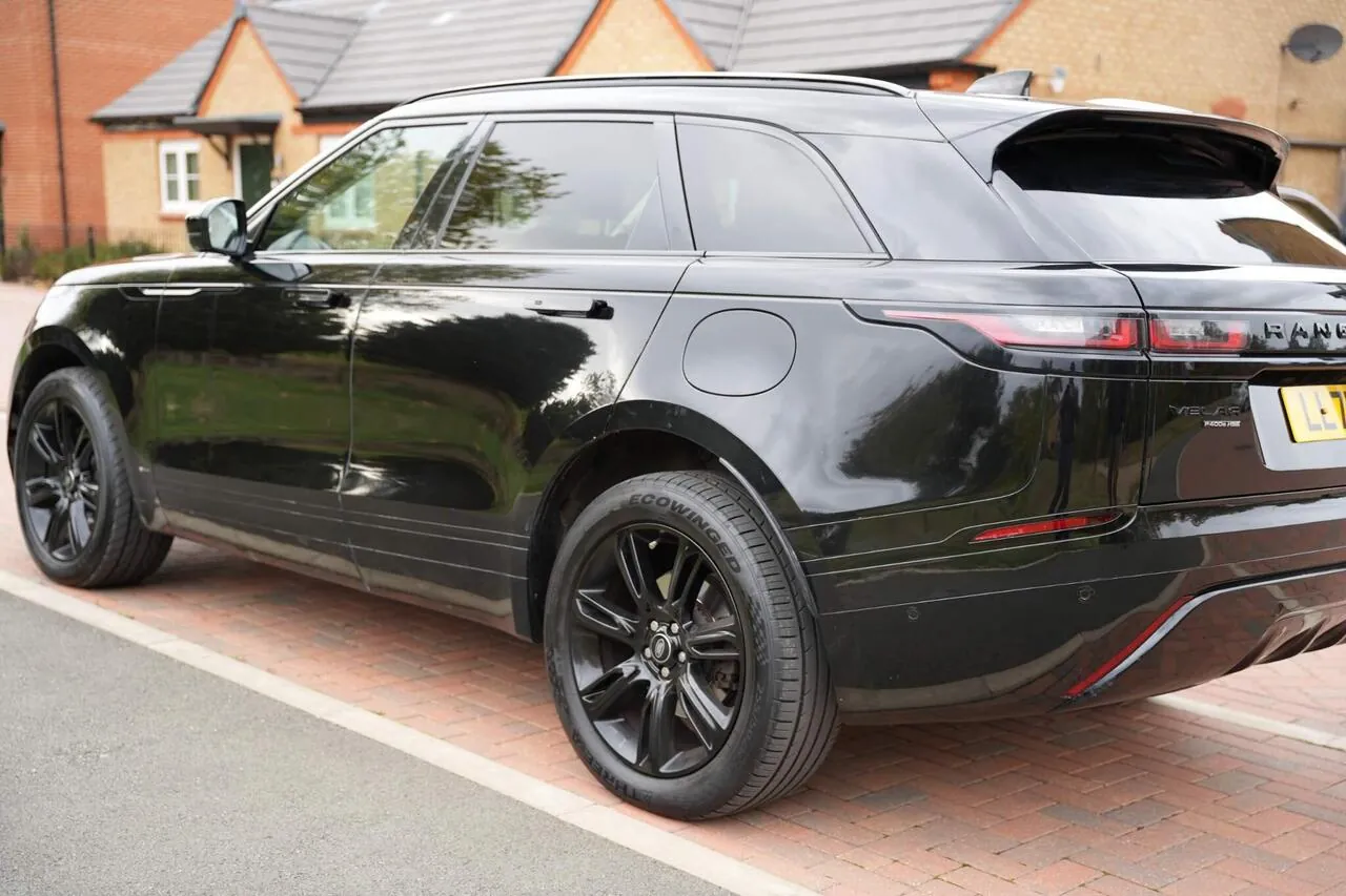 Land Rover Range Rover Velar 2021 photo 3