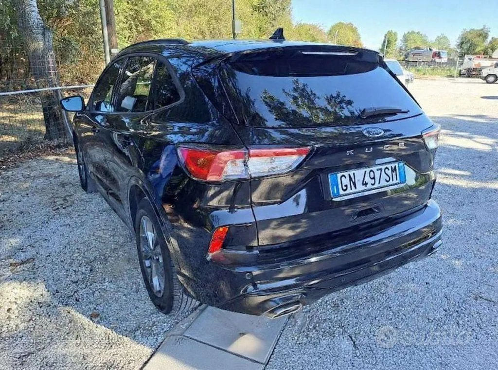 Ford Kuga 2023 photo 3
