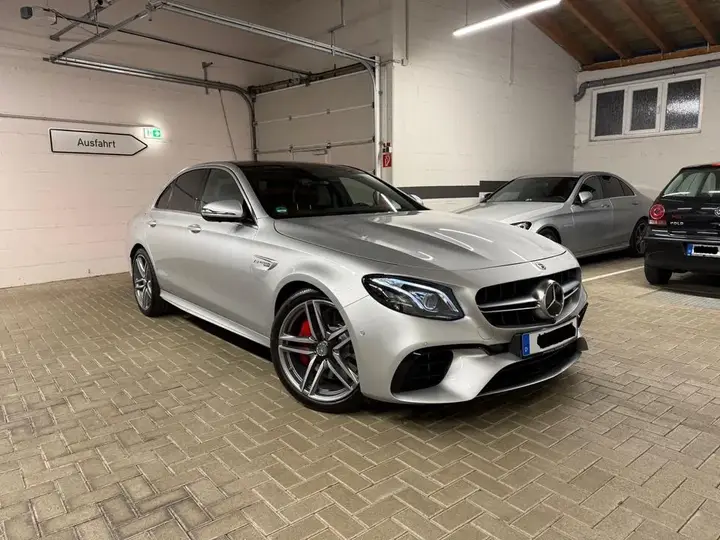 Mercedes-Benz E63S