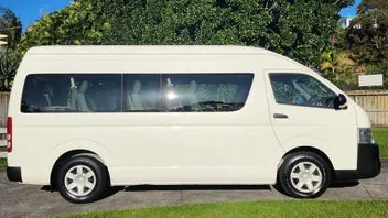 Toyota Hiace 2014 photo 2