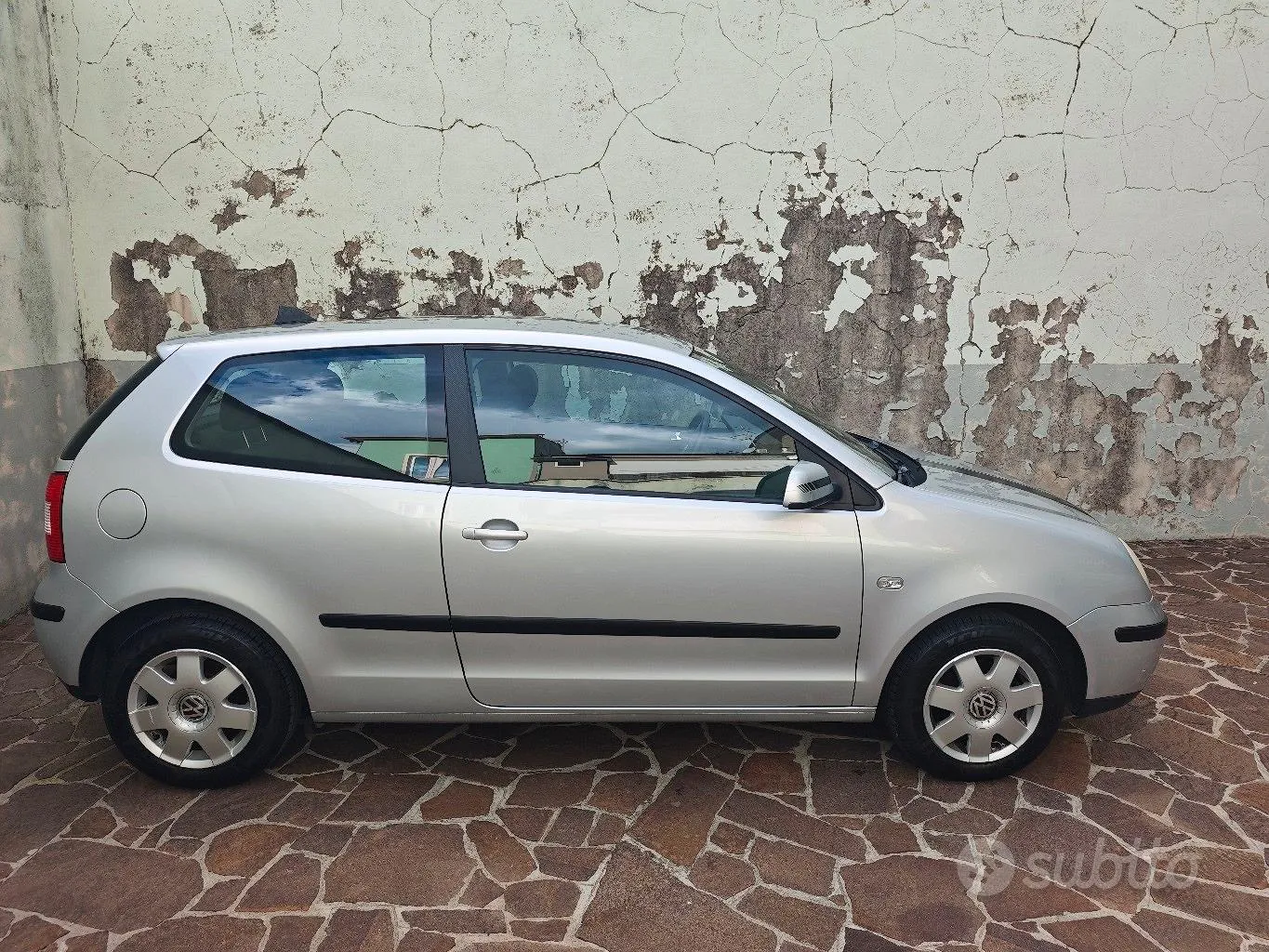 Volkswagen Polo 2002 photo 3