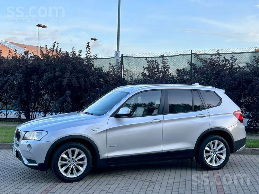 BMW X3 2011 photo 3