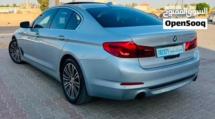 BMW 5 Series 2019 photo 4