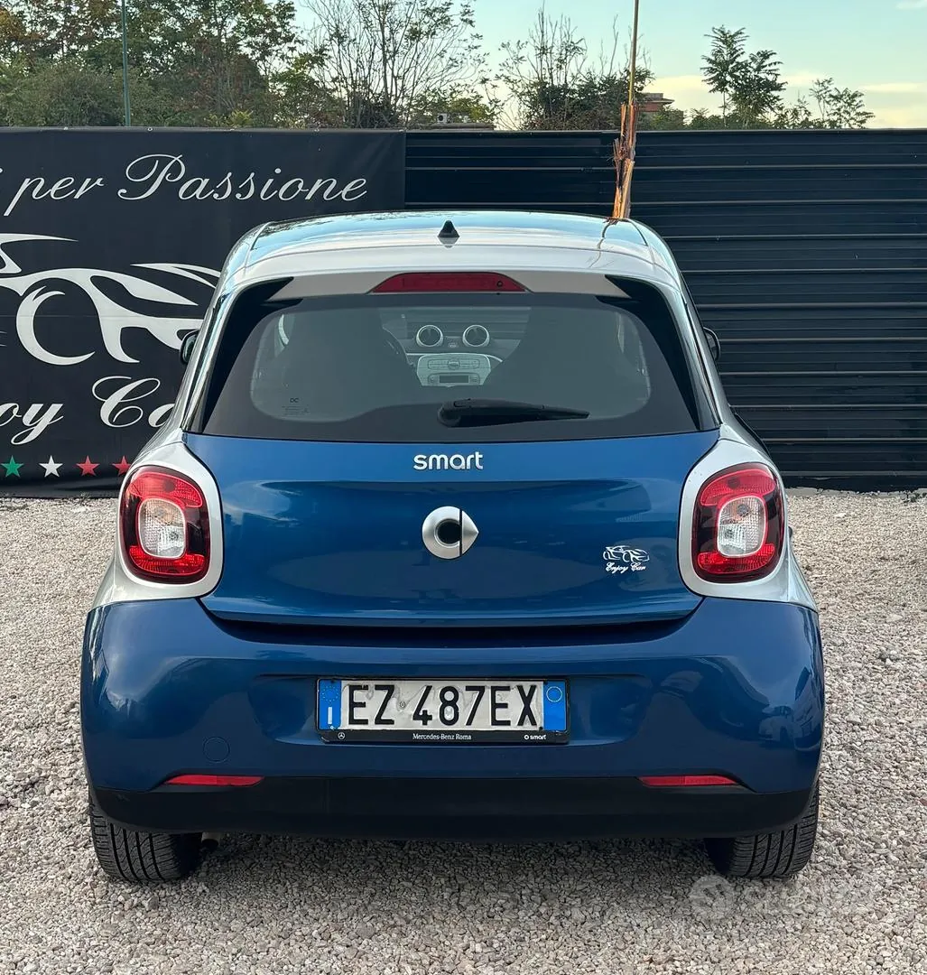Smart Forfour 2016 photo 4