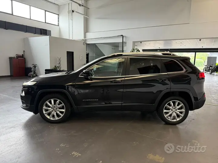 Jeep Cherokee 2014 photo 2