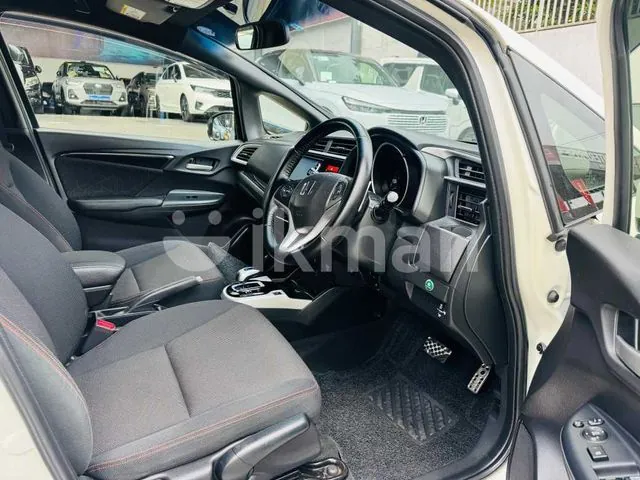 Honda Fit 2014 photo 4