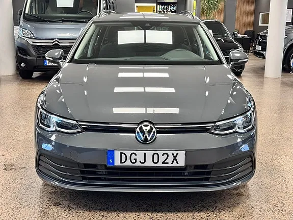 Volkswagen Golf I 2023 photo 2