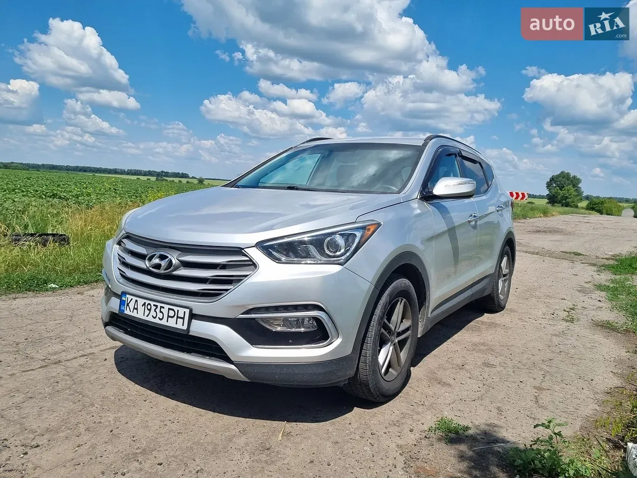 Hyundai Santa Fe 2017 photo 4