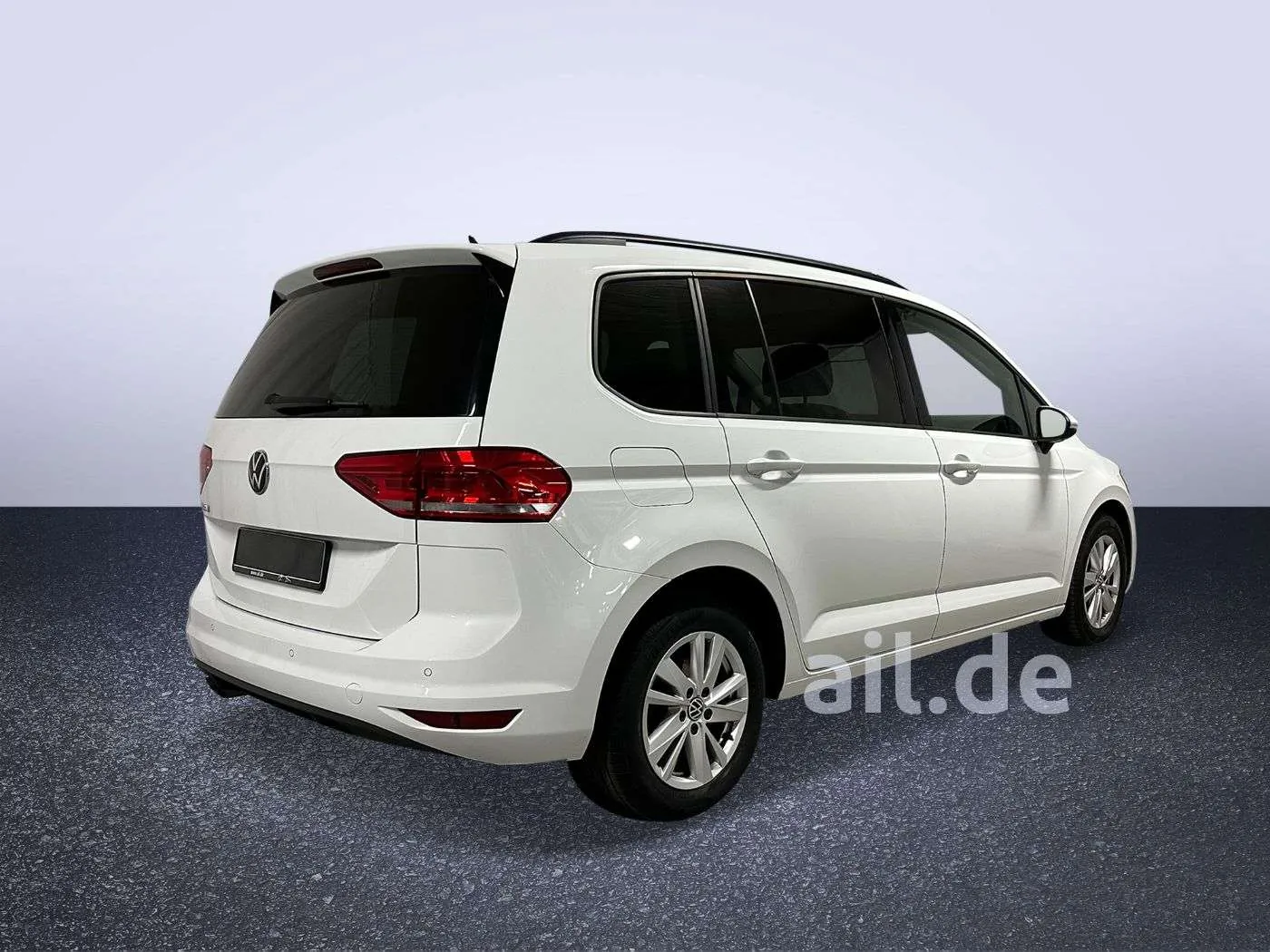Volkswagen Touran 2021 photo 5