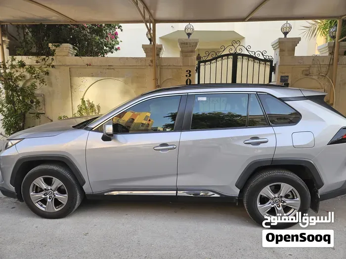 Toyota Rav4 2022 photo 3