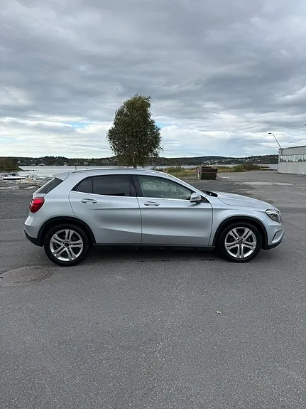 Mercedes-Benz Gla200 2014 photo 2