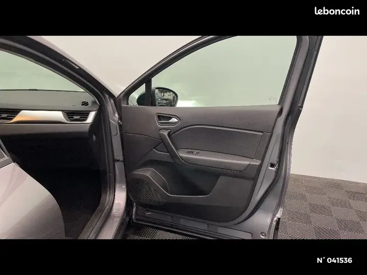 Renault Captur 2023 photo 5