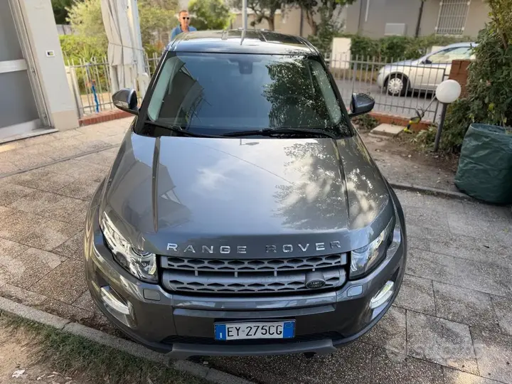 Land Rover Range Rover Evoque 2015 photo 3