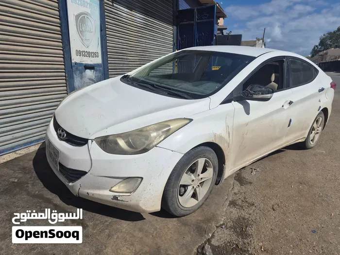 Hyundai Elantra 2012 photo 2