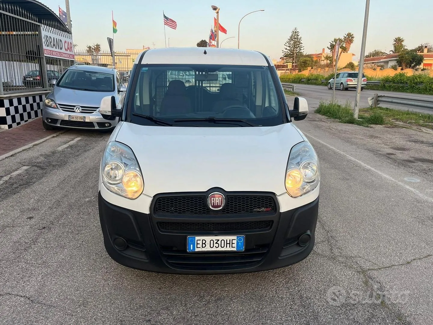 Fiat Doblo 2010 photo 2