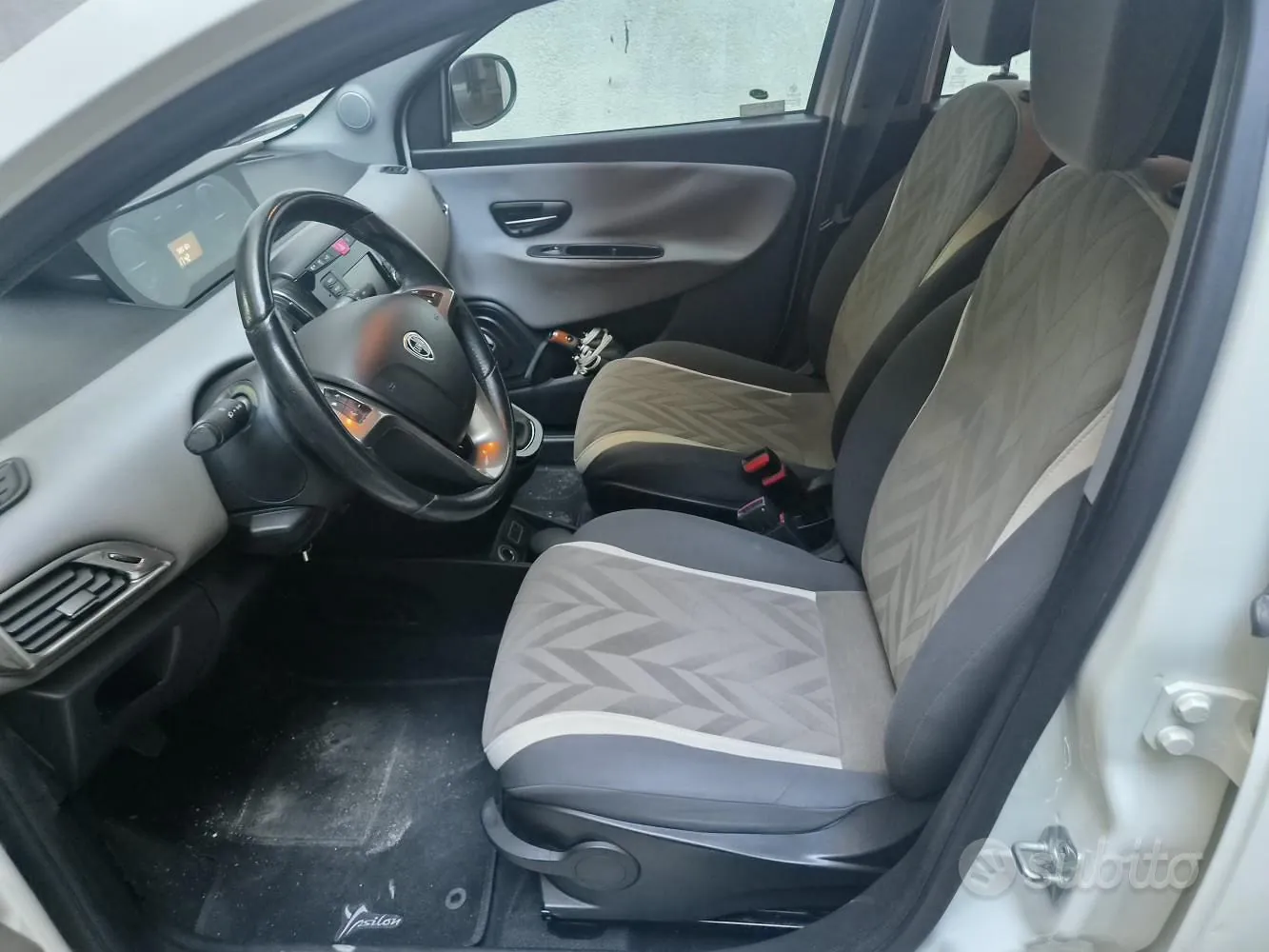 Lancia Ypsilon 2016 photo 5