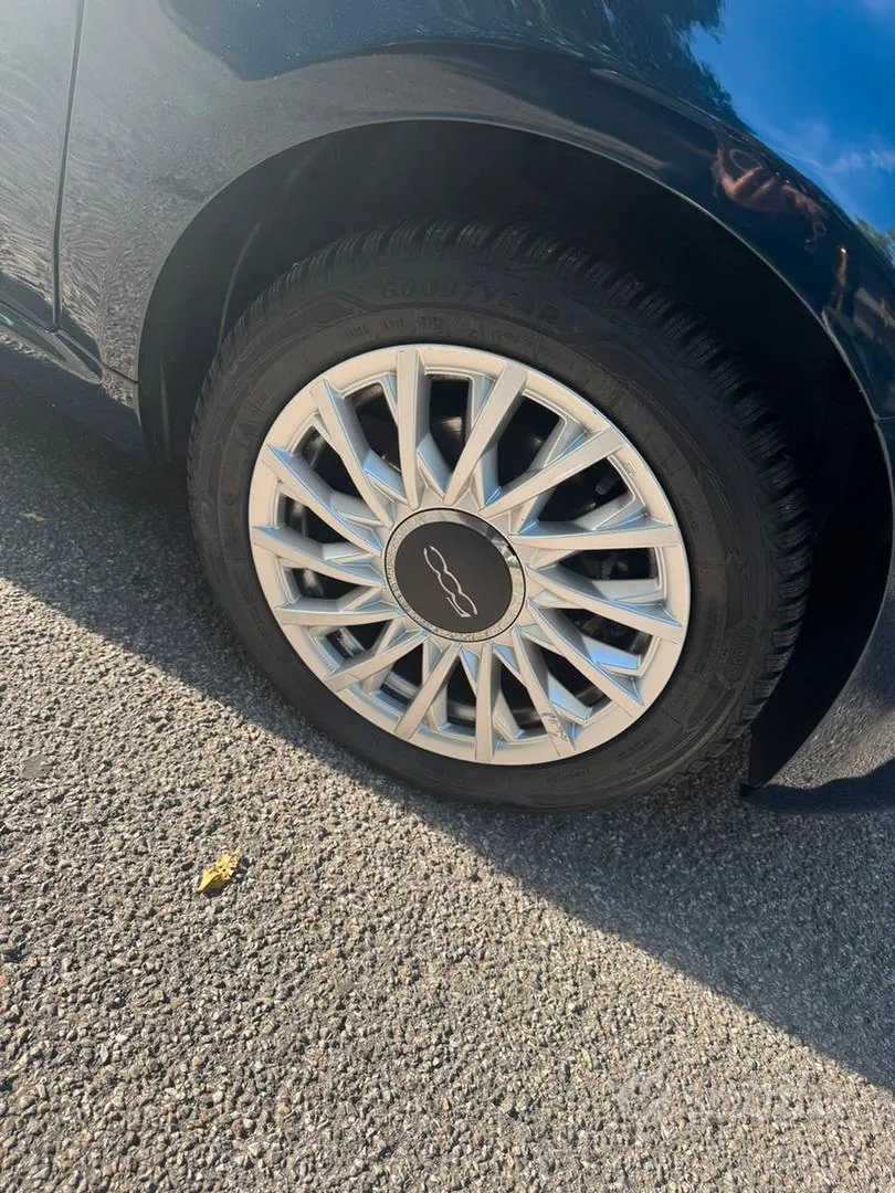 Fiat 500 2020 photo 2