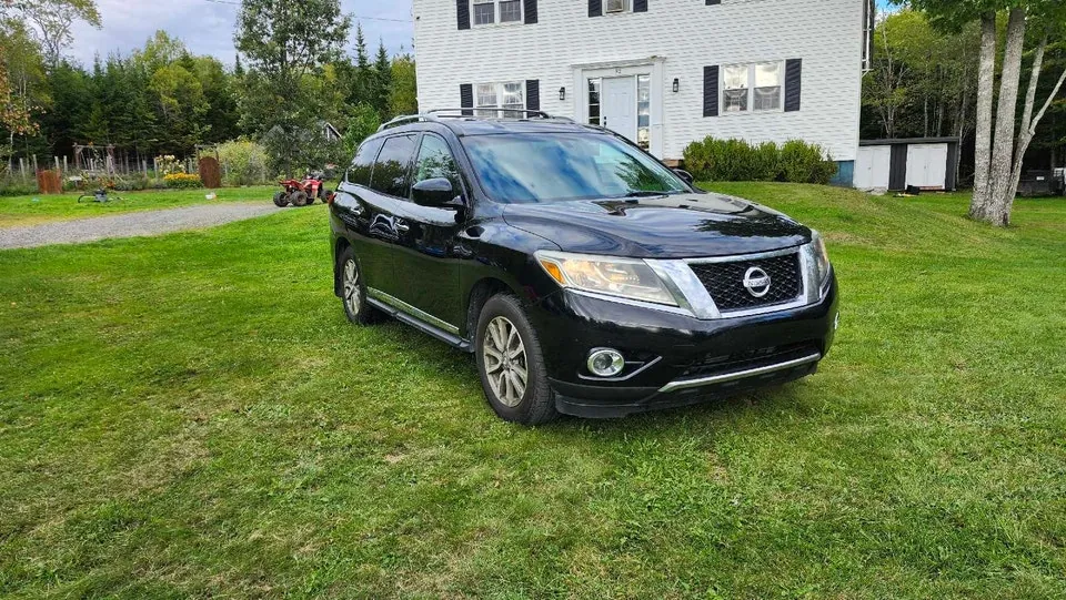 Nissan Pathfinder 2014 photo 2