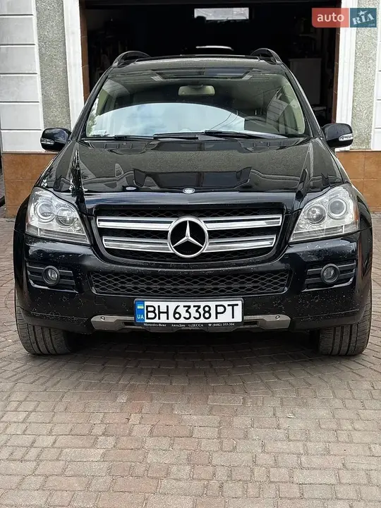 Mercedes-Benz Gl-Class