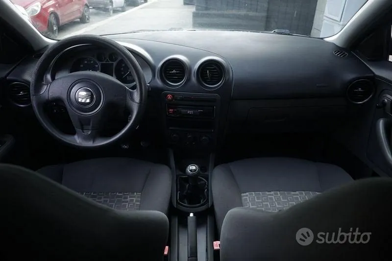 Seat Ibiza 2008 photo 2