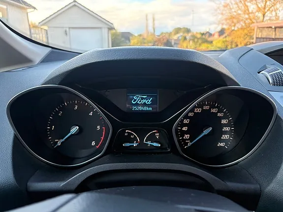 Ford C-Max 2012 photo 4