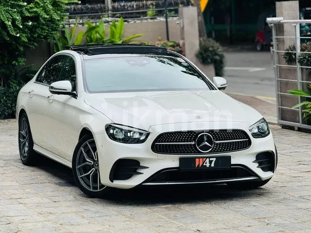 Mercedes-Benz E200