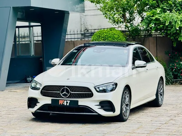 Mercedes-Benz E200 2023 photo 3