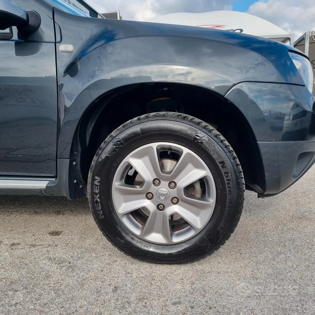 Dacia Duster 2015 photo 2