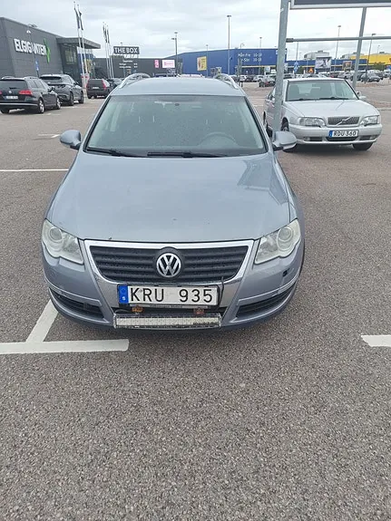 Volkswagen Passat 2010 photo 3