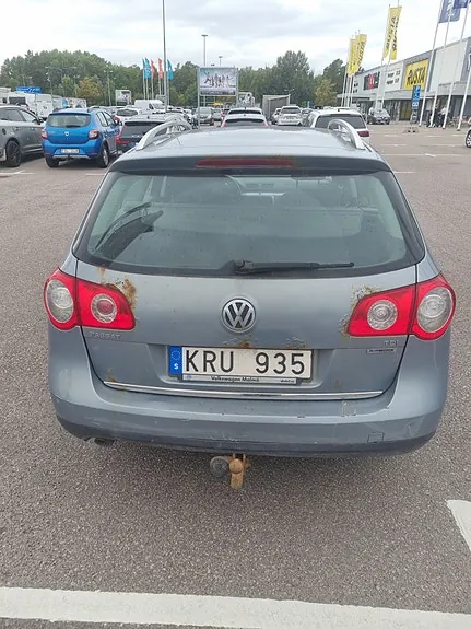 Volkswagen Passat 2010 photo 4