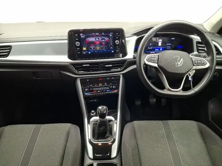 Volkswagen T-Roc 2024 photo 3