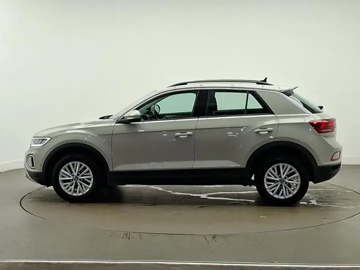 Volkswagen T-Roc 2024 photo 4