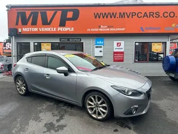 Mazda Axela 2015 photo 2