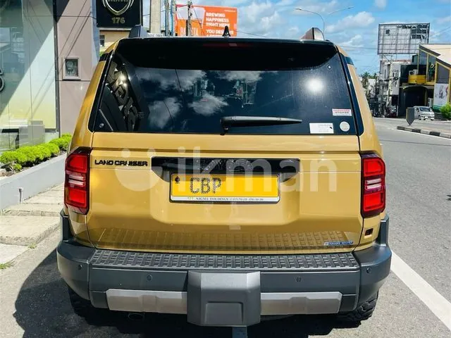 Toyota Land Cruiser Prado 2024 photo 4