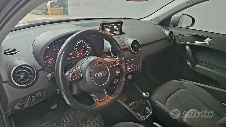 Audi A1 2015 photo 3