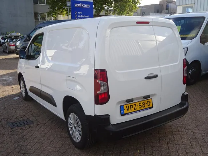 Peugeot Partner 2022 photo 3