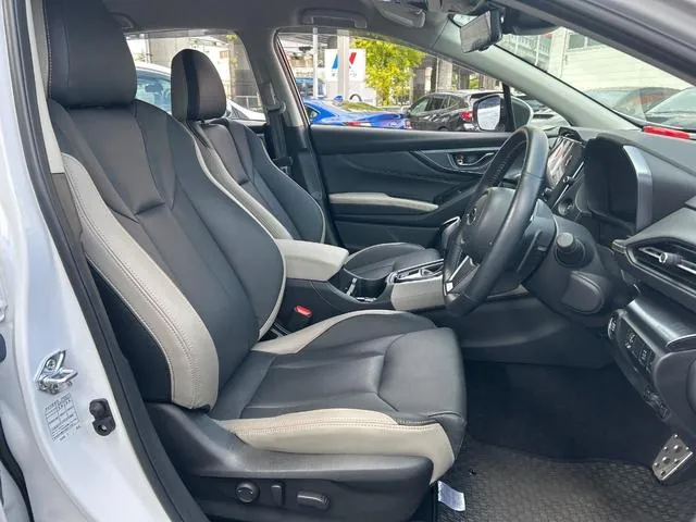 Subaru Legacy 2024 photo 4