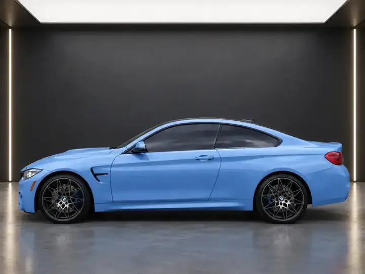 BMW M4 2018 photo 2