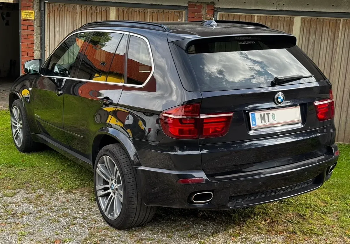 BMW X5 2009 photo 3