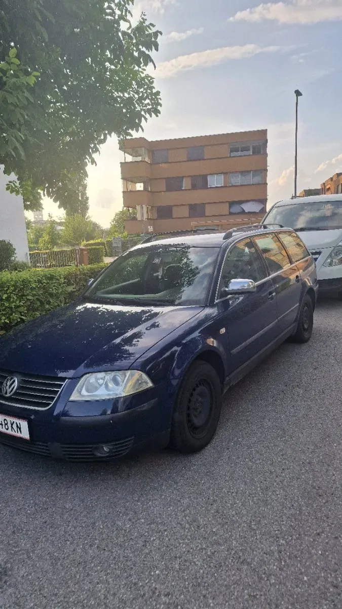 Volkswagen Passat 2002 photo 2