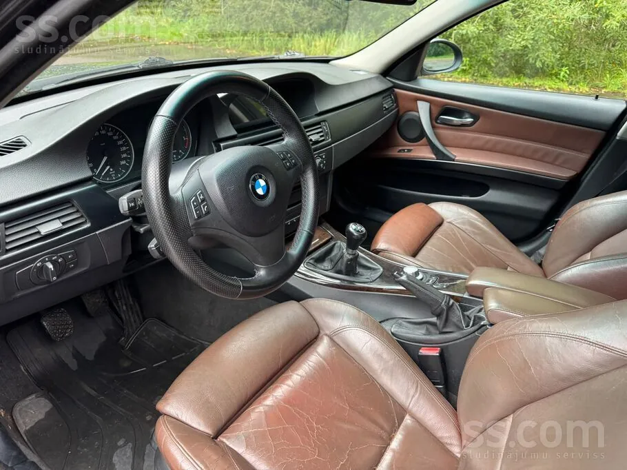 BMW E90 2005 photo 4
