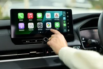 Mitsubishi Outlander 2026 photo 3