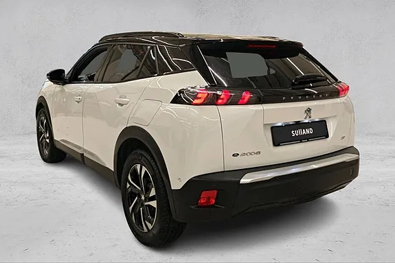 Peugeot E-2008 2021 photo 3